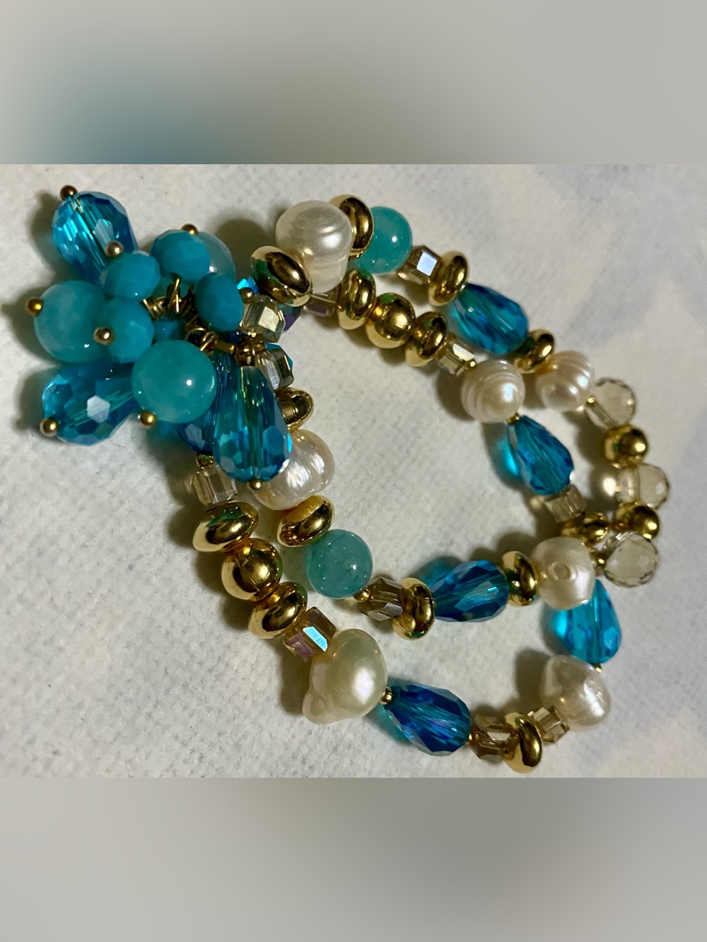 Turquoise Blue and Gold Beaded Stretch Bracelet with Pearl Accents